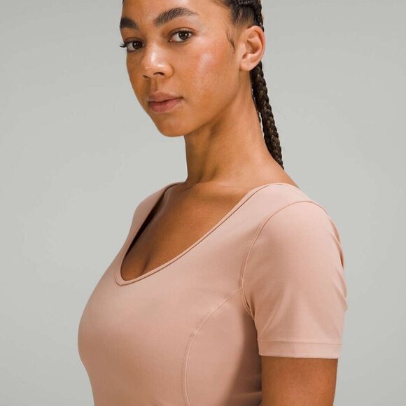 2022 Lululemon | Align T-Shirt Size 8 (see measurements) - Picture 5 of 8